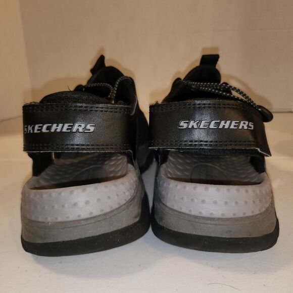 Skechers Men\'s Bump Toe Hiking Walking Sandals Black Sz 10 main image 12